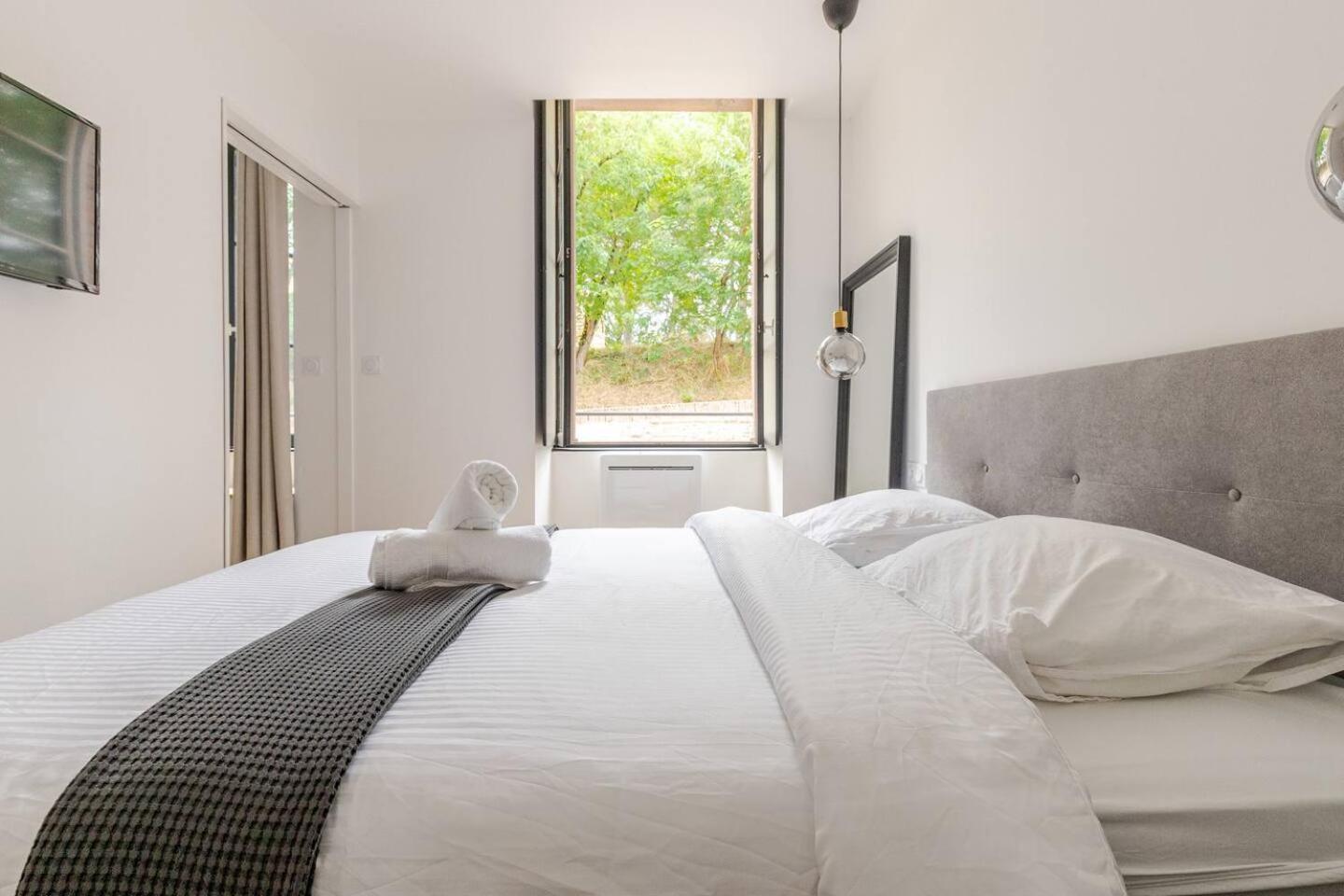 Apartment Parking Gratuit *